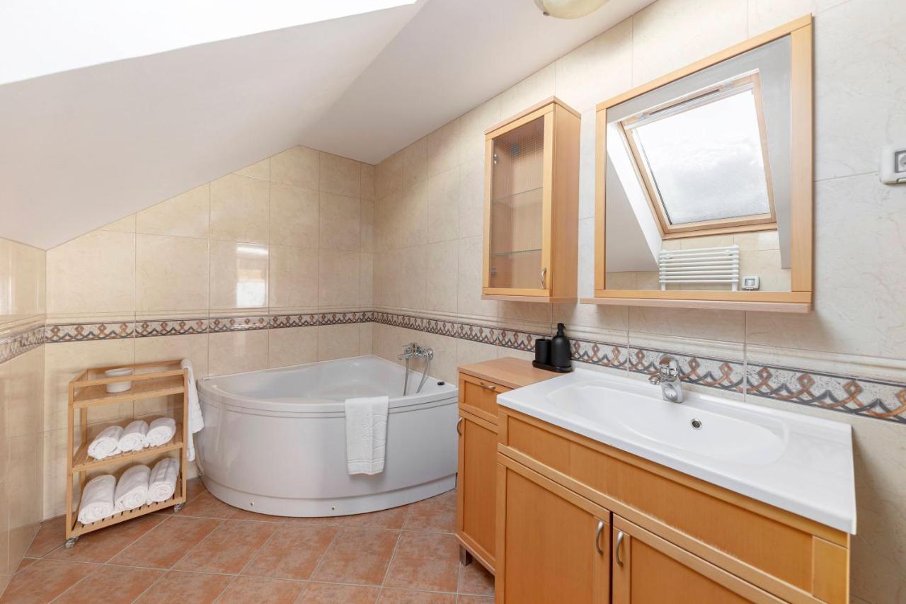 סלובן גראדץ Guest House Struc מראה חיצוני תמונה
